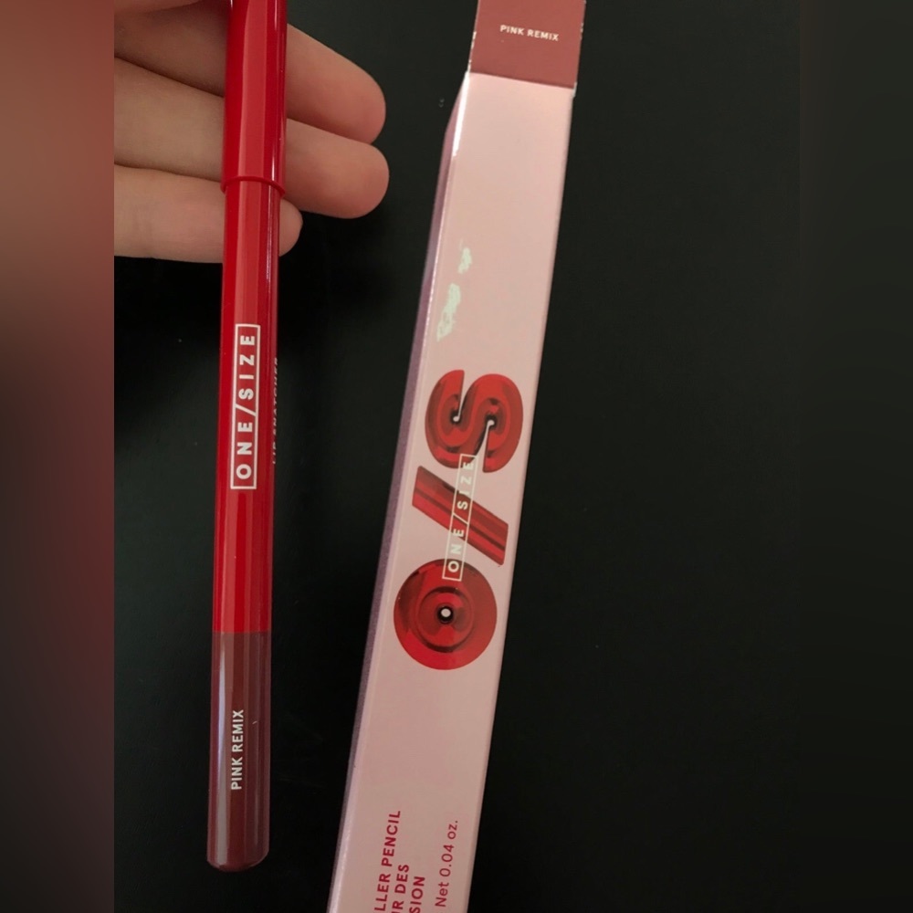 Lip Liner